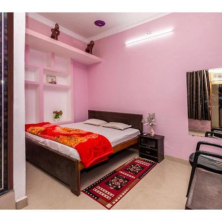 Shree Ram Homestay オルチャ エクステリア 写真